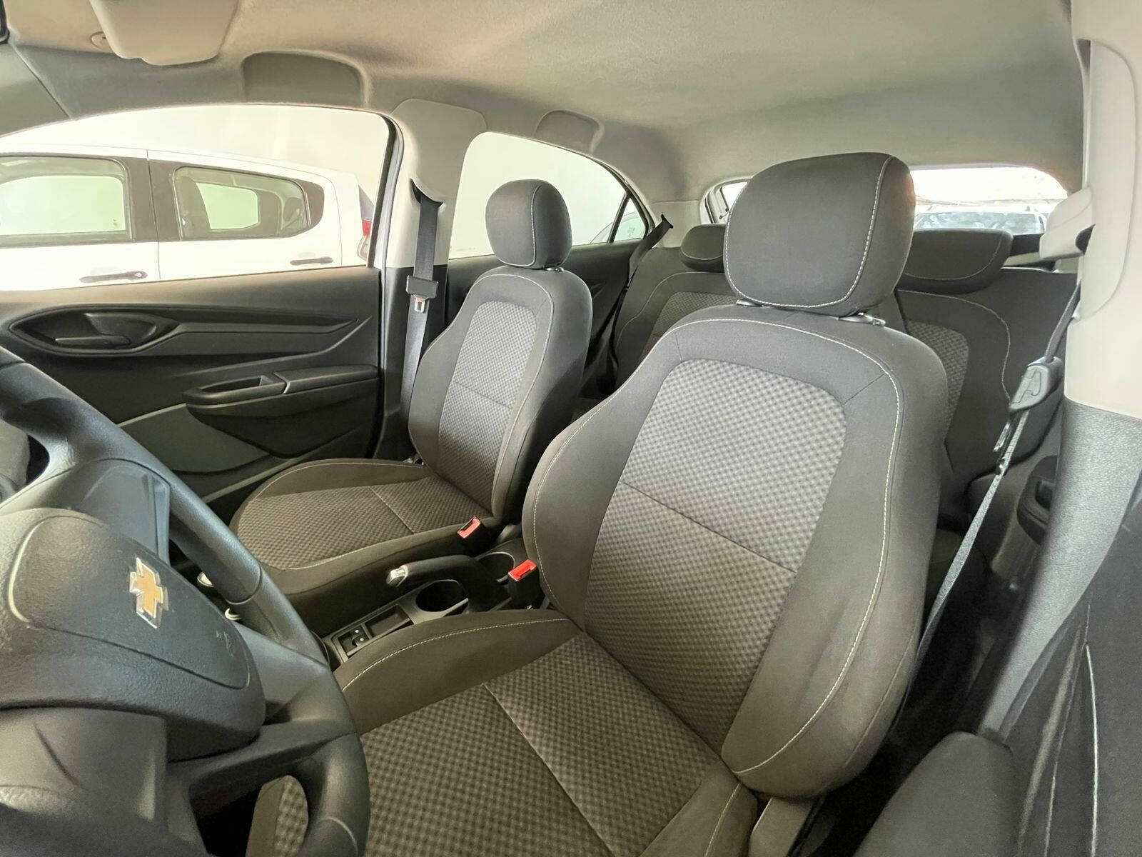 Imagem do veículo  CHEVROLET ONIX JOY